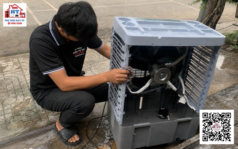 Giá sửa quạt hơi nước Bình Tân bao nhiêu ? Kỹ thuật HT kiểm tra báo giá tại nhà 